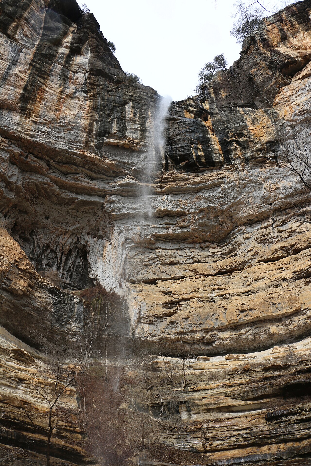 Hemmed-In Hollow Falls, a waterfall in Arkansas