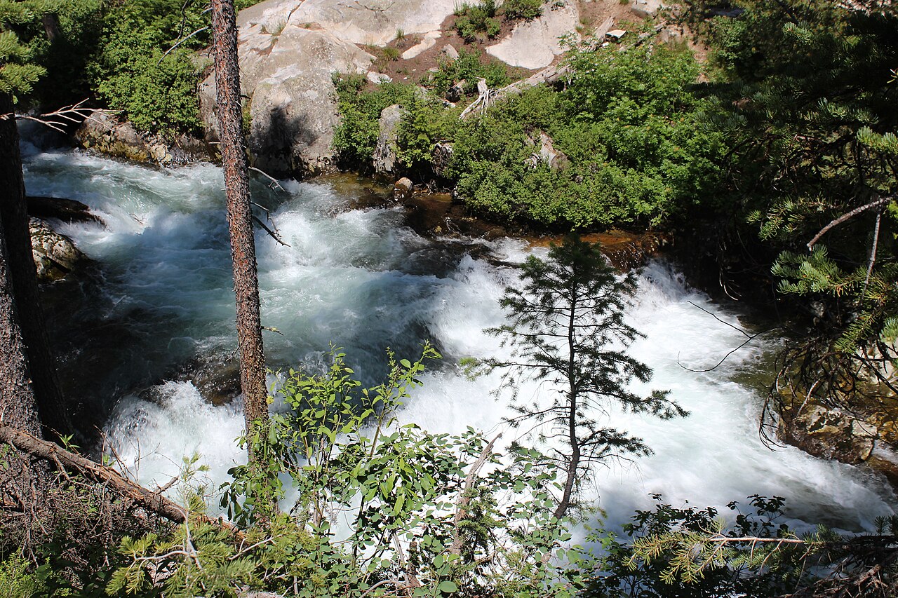 Hidden Falls, a waterfall in Wyoming