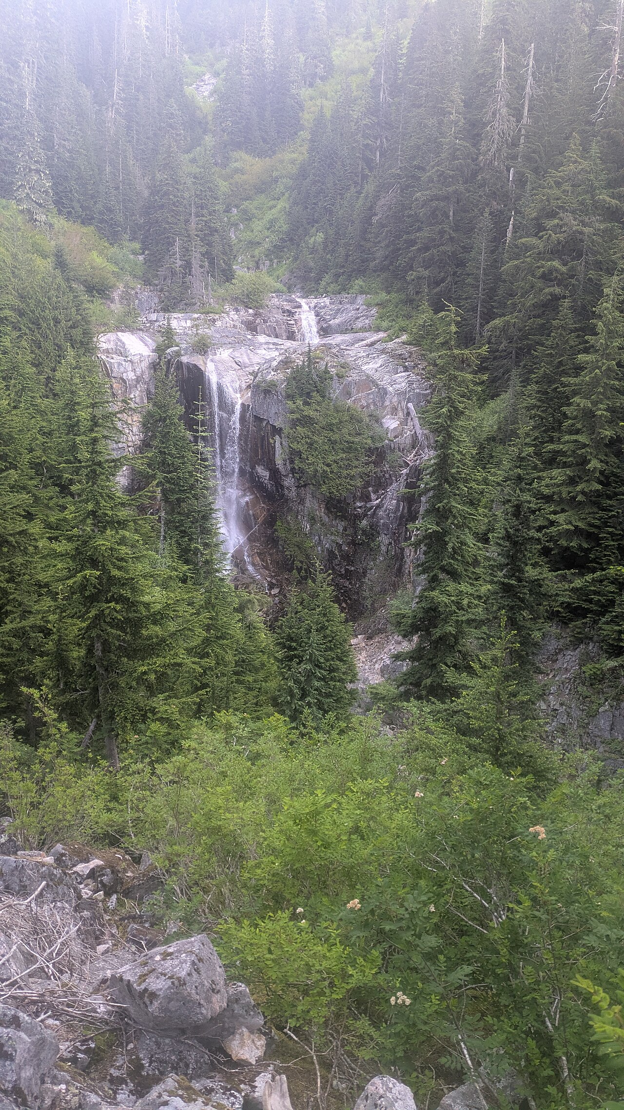 Keekwulee Falls, a waterfall in Washington