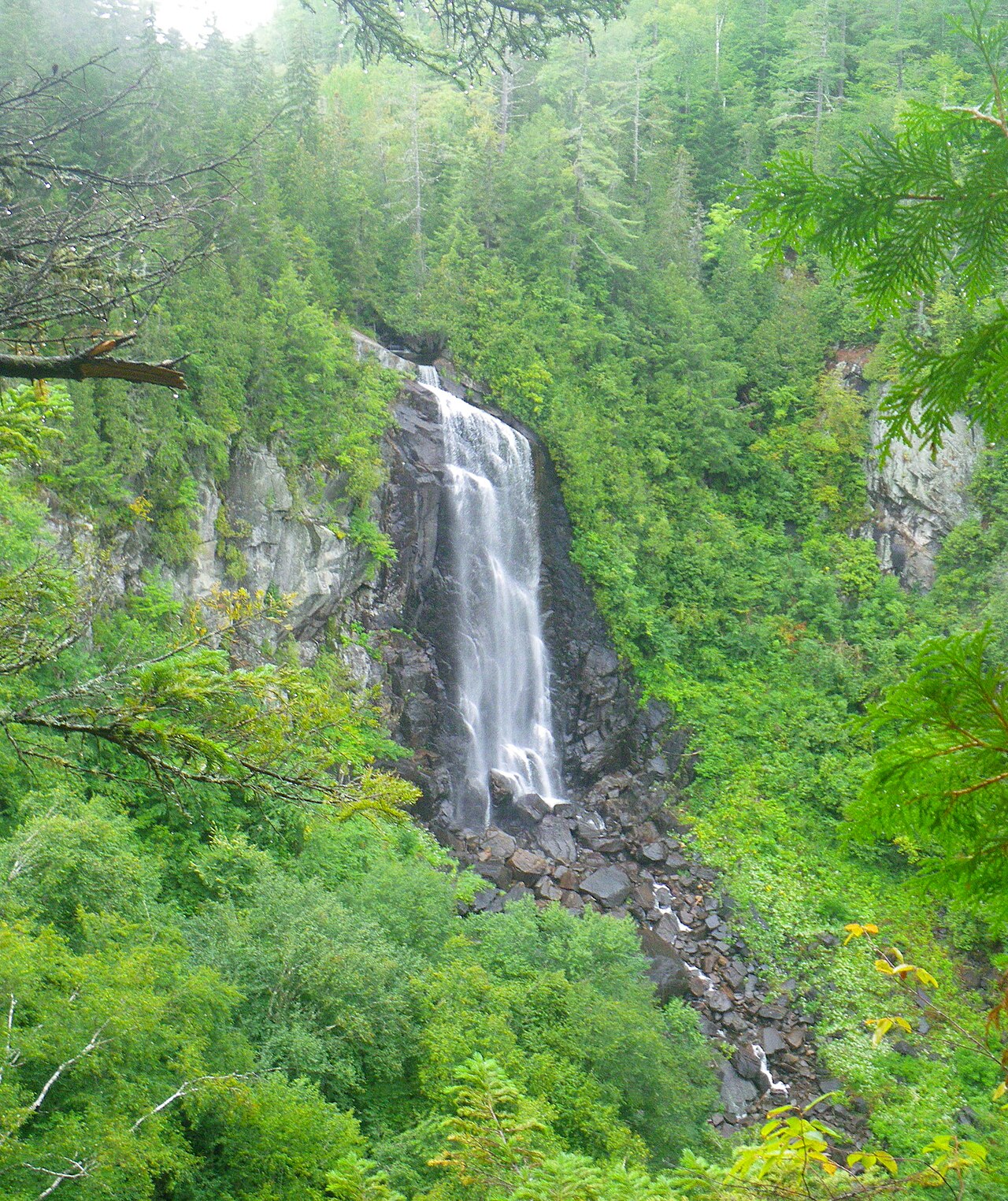 OK Slip Falls, a waterfall in New York