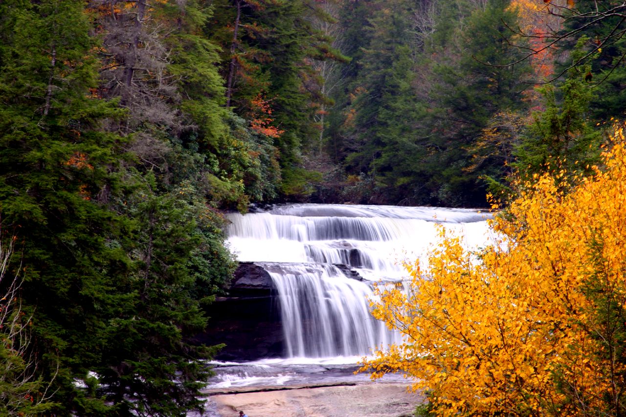 Triple Falls, a waterfall in North Carolina